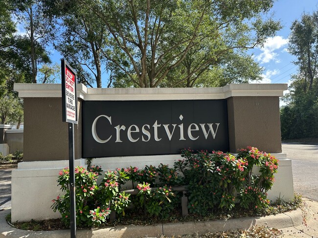 Building Photo - Crestview Condominiums in Metrowest.