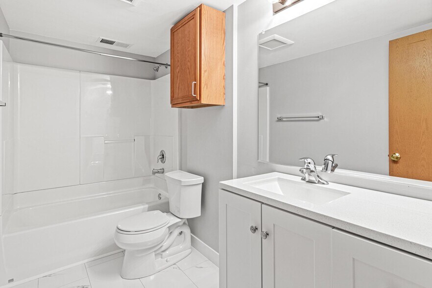 Building Photo - 3808 Lodestone Ln