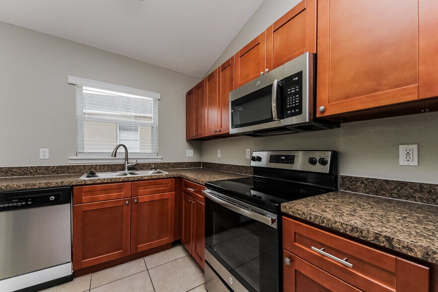 Building Photo - 1125 Winding Water Way