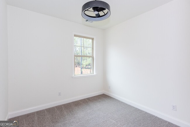 Building Photo - 3342 Landings S Dr SW