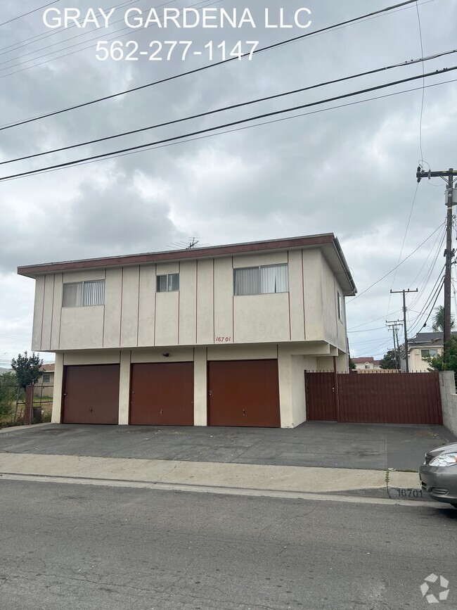Building Photo - 16701 S Berendo Ave