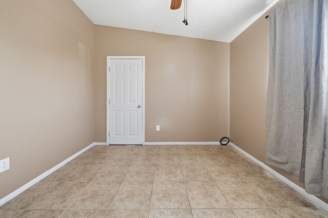 Building Photo - HOUSE FOR RENT IN EL CENTRO