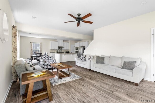 Building Photo - 13507 Enon Oaks Pl