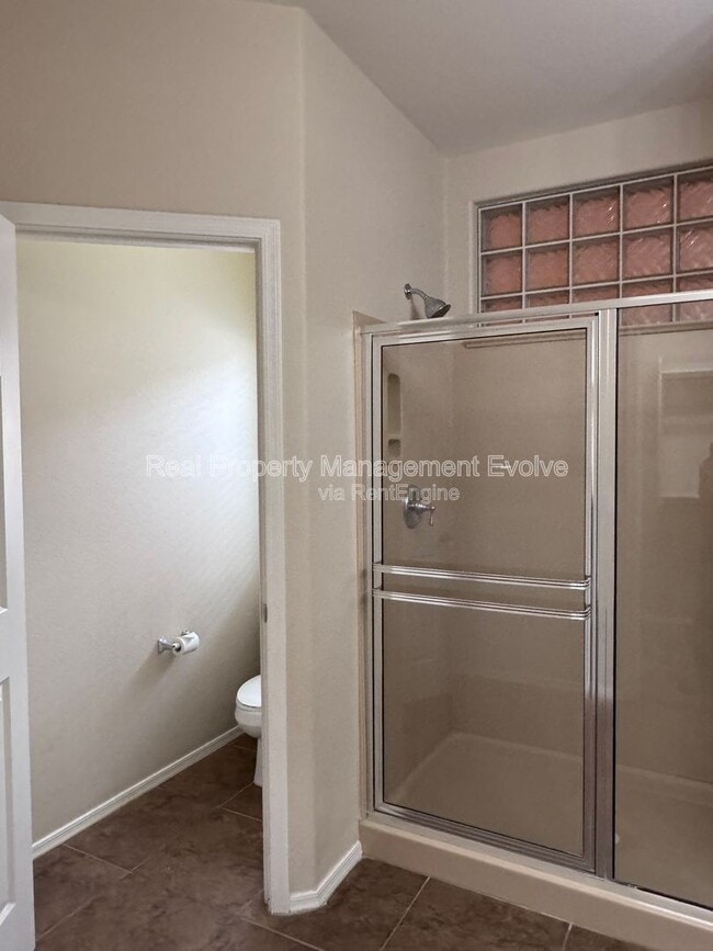 Building Photo - 13601 W Verde Ln