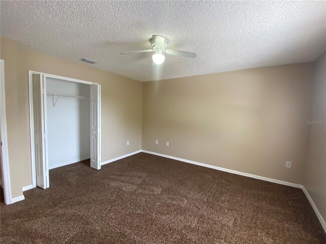 Building Photo - 30302 Double Dr