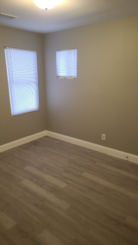 Building Photo - 1135 Floyd St