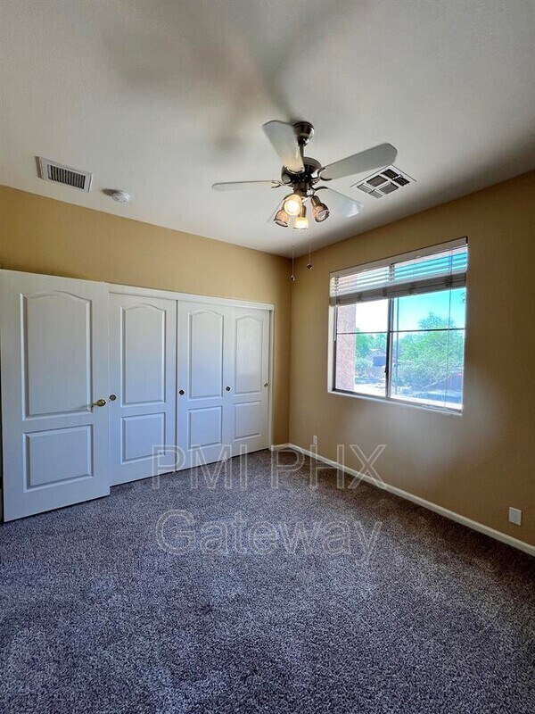 Building Photo - 1764 E Cotton Ct