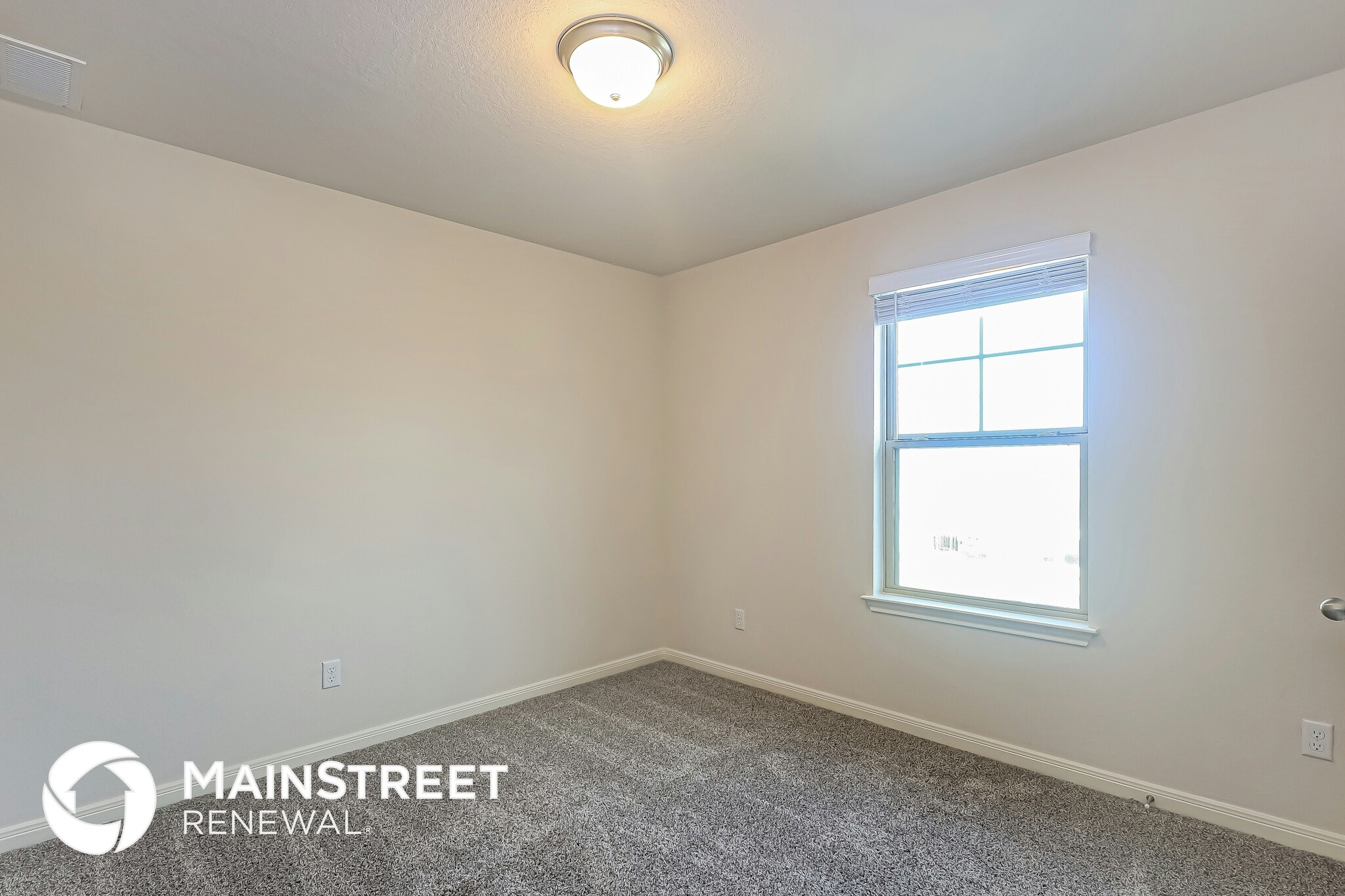 Building Photo - 1402 Arcadian Lily