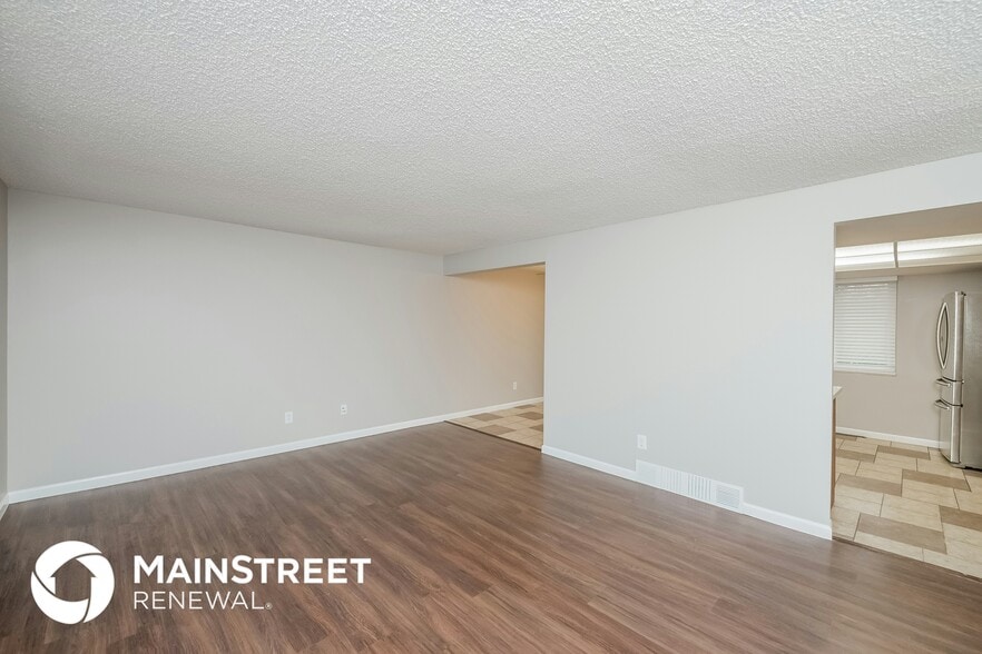 Building Photo - 7471 Teller St