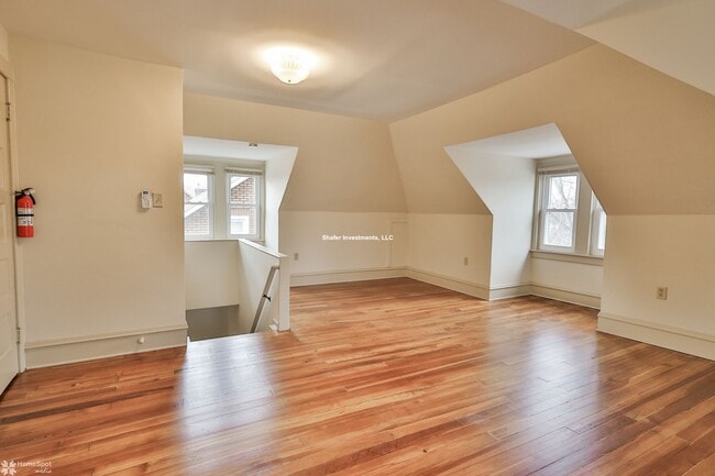 Building Photo - 67 W Laurel St