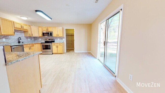 Building Photo - 312 Arbor Greene Dr