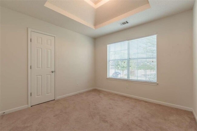 Building Photo - 1850 Lily Stem Trail NE