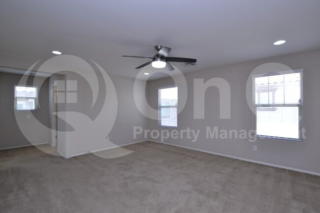Building Photo - 270 N Scott Dr