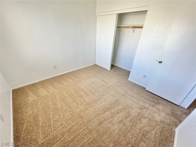 Building Photo - 3383 Sparrow Heights Ave