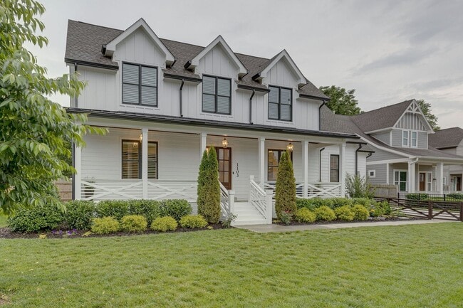 Building Photo - Franklin Home For Lease