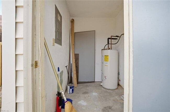 Building Photo - 725 Mill Landing Rd