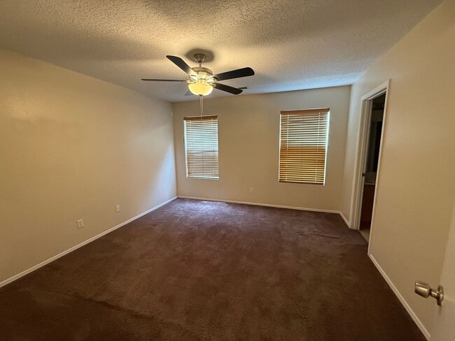 Building Photo - 10615 Monte Bello Ct NW