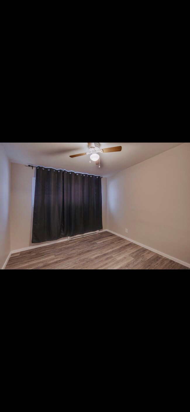 Building Photo - 9721 E Maringo Dr