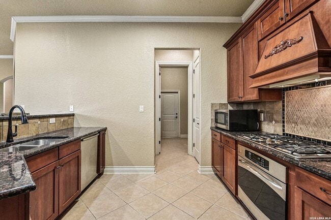 Building Photo - 4911 Country Cv