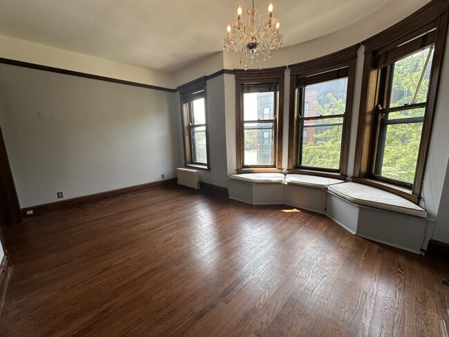 Building Photo - 1 bedroom in Chicago IL 60614