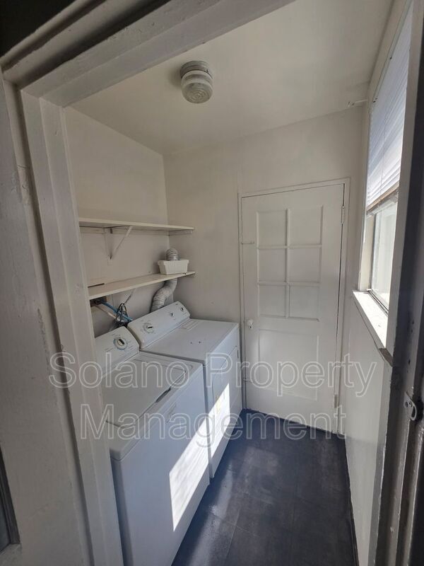 Building Photo - 54 B St