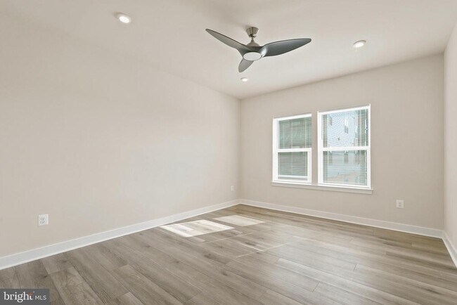 Building Photo - 4399 Peach Lily Ln