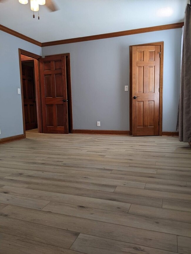 Building Photo - 5990 Idlewild Rd