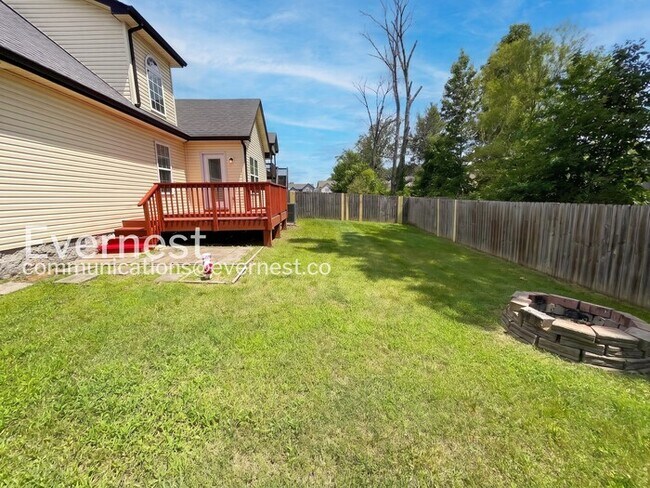 Building Photo - Limited Time Special Offer / 3 Bed, 2 Bath Home with Garage / Pet-Friendly / Vouchers Accepted / ...