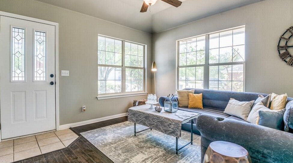 Your open living space has been newly remodeled and painted, eagerly awaiting you to make it your own space. - 2066 Bentwood Dr