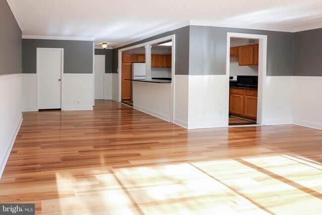 Building Photo - 11801 Rockville Pike