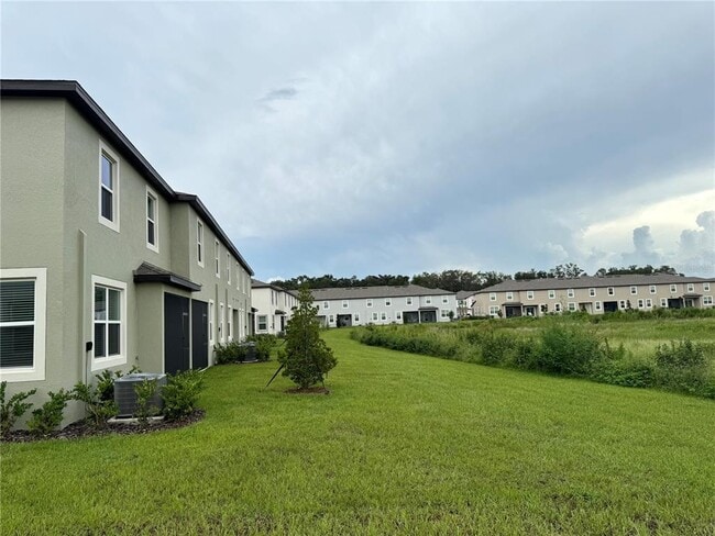Building Photo - 32142 Spiceberry St