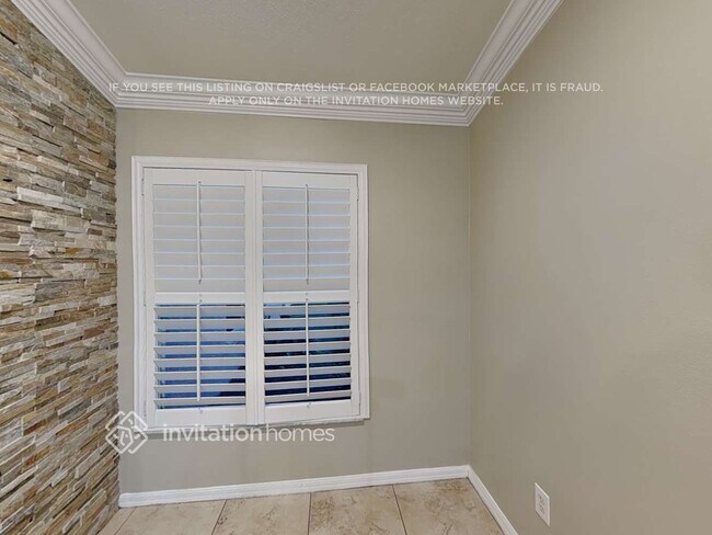 Building Photo - 6647 Clair Shore Dr