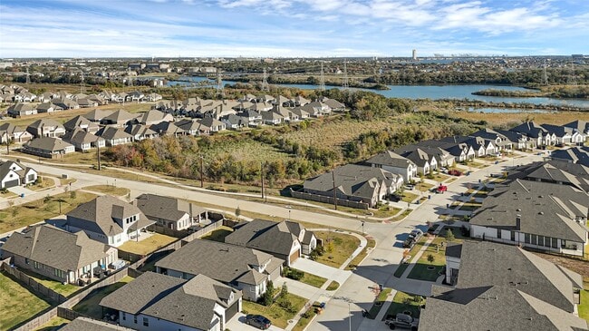 Building Photo - 430 Rita Blanca Dr