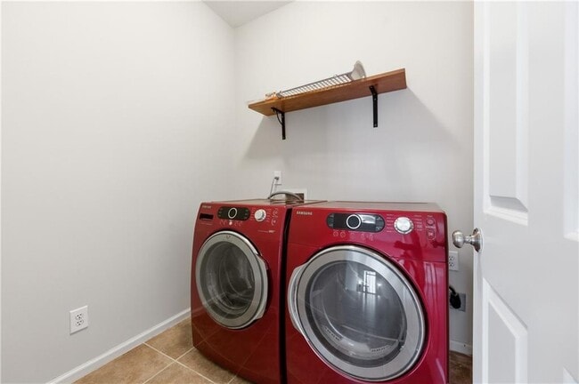 Building Photo - 6421 Crown Forest Ct