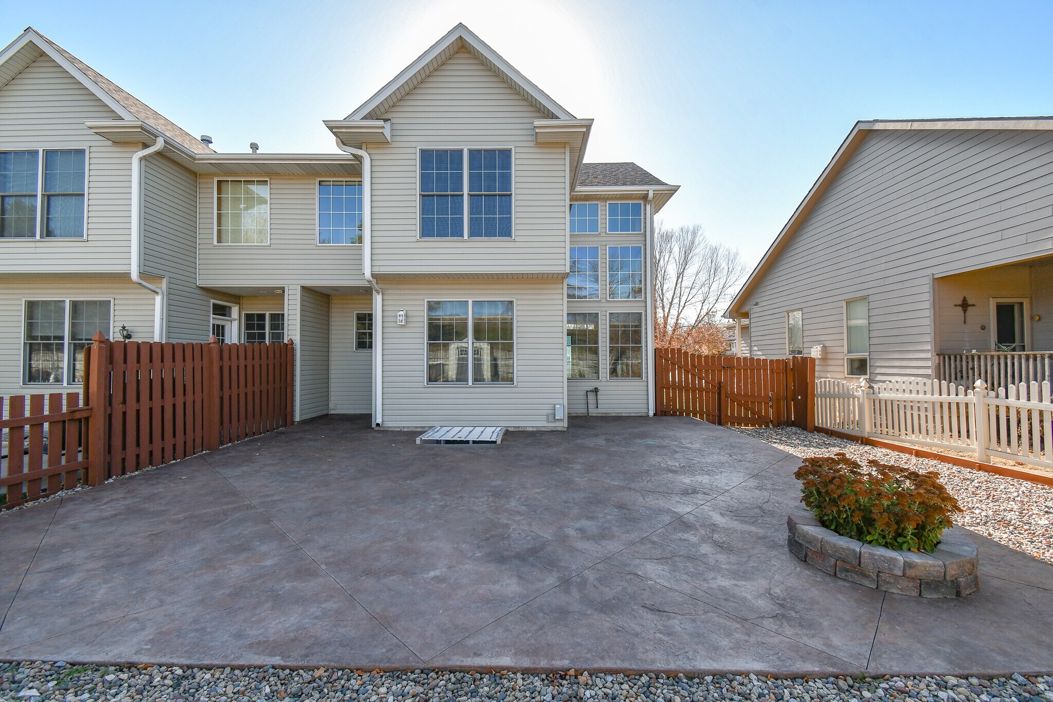 Building Photo - 9412 Forest Glen Dr