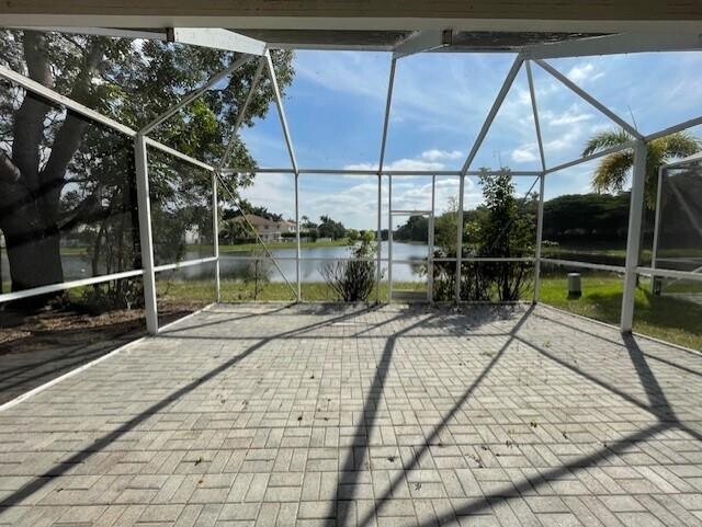 Building Photo - 1156 Chinaberry Dr