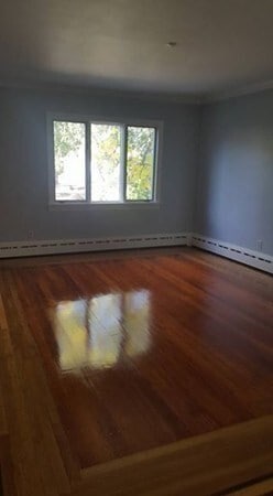 Building Photo - 132 Thorndike St