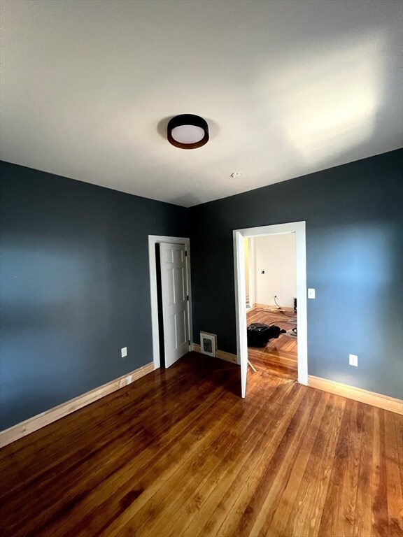 Building Photo - 106 Draper St