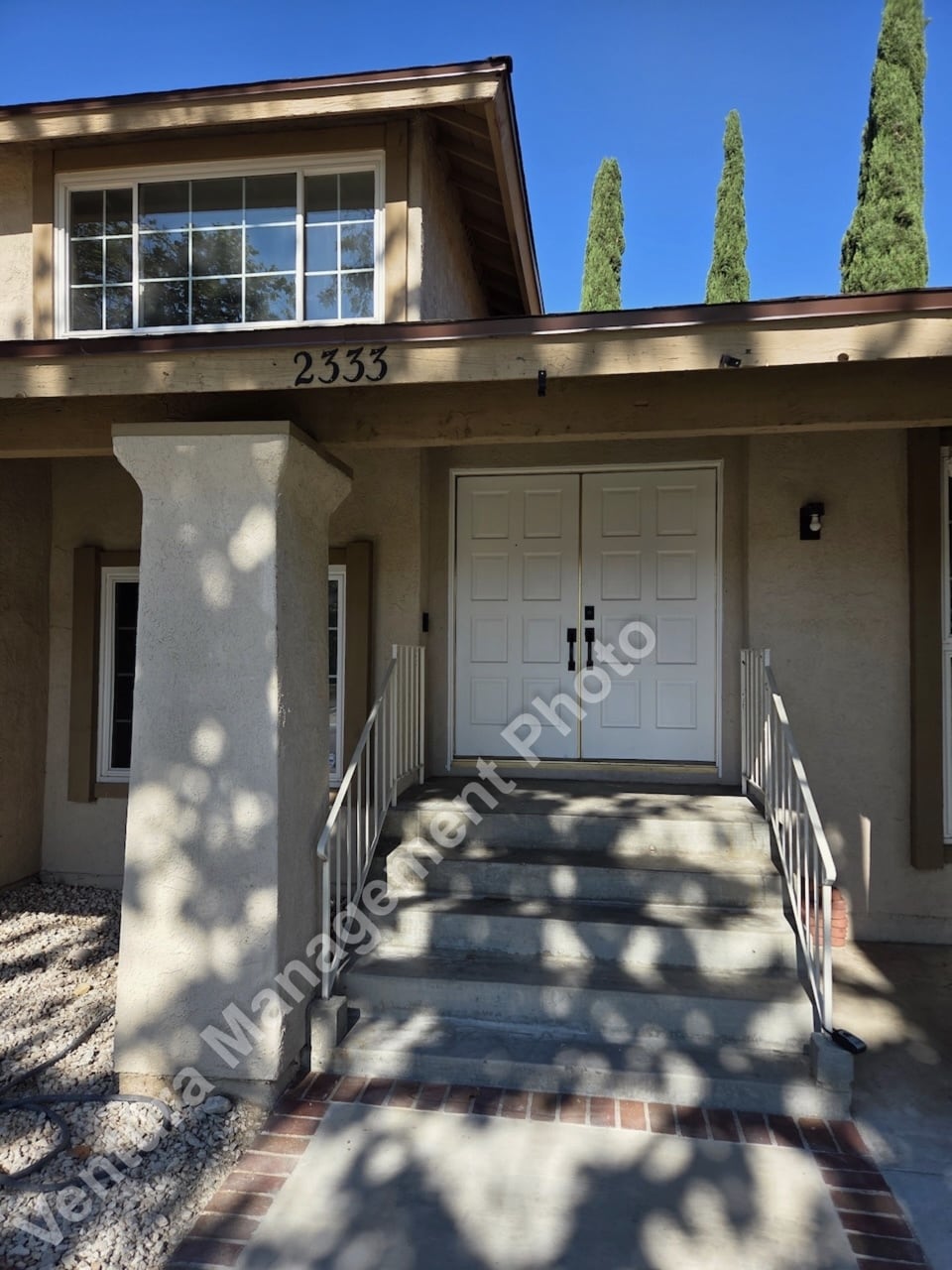 Building Photo - 2333 Lawnview Ct