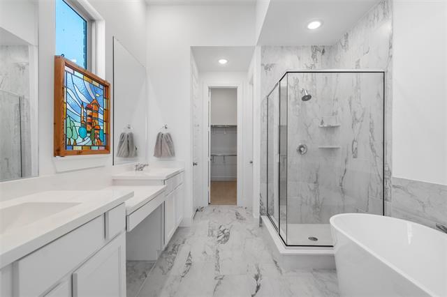 Building Photo - 4005 Crossroads Ct