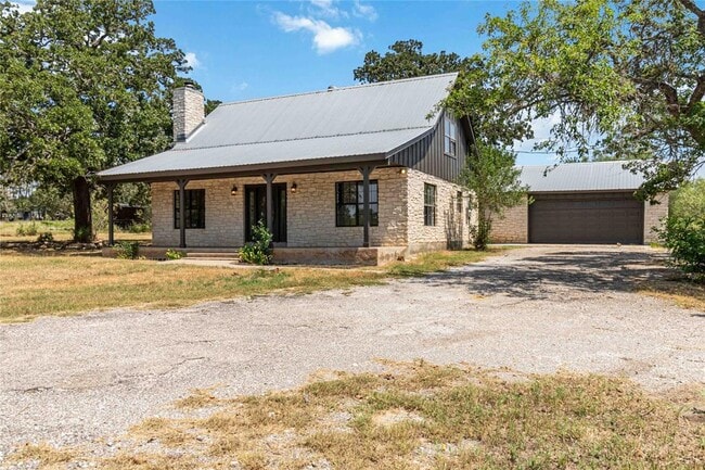 Building Photo - 209 Pope Bend S