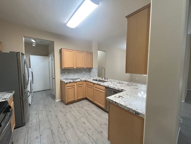 Building Photo - Beautiful Summerlin townhome, 3 bed, 2.5 bath, on 1st floor.