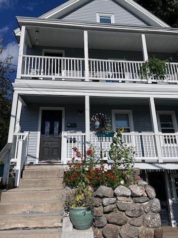 Primary Photo - 1 Vine St