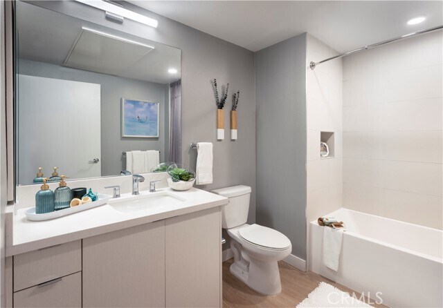 Building Photo - 551 S Harbor Blvd