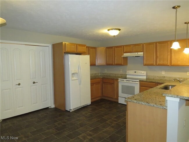 Building Photo - 1751 Blase Nemeth Rd