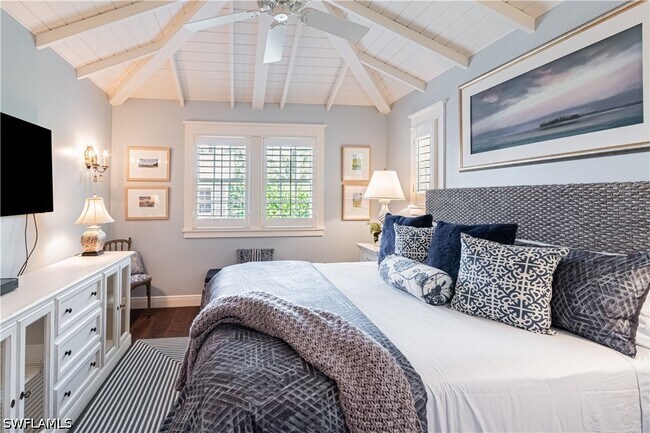 Building Photo - 287 11th Ave S