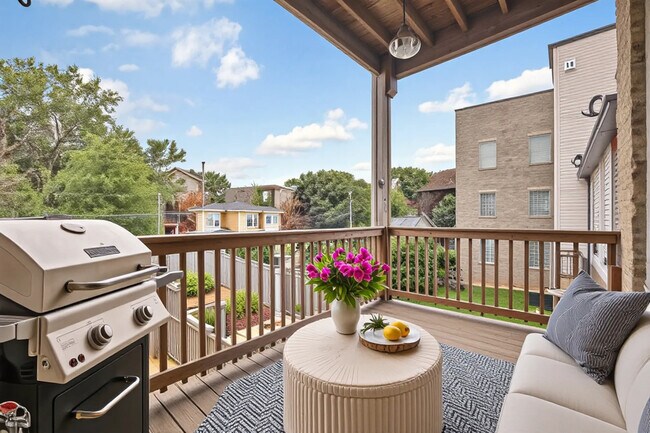 Building Photo - 1413 N Campbell Ave