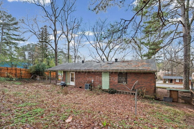 Building Photo - 4488 Richard Rd