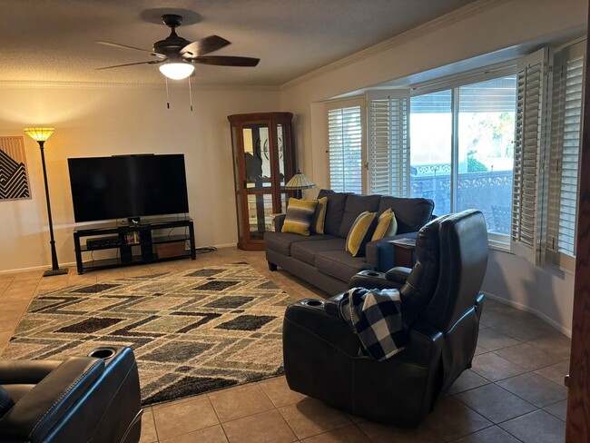 Building Photo - Lovely Home in 45+ Active Adult Community of Leisure World.  Available May through December 2026,...