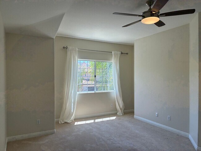 Building Photo - 585 Mindenvale Ct